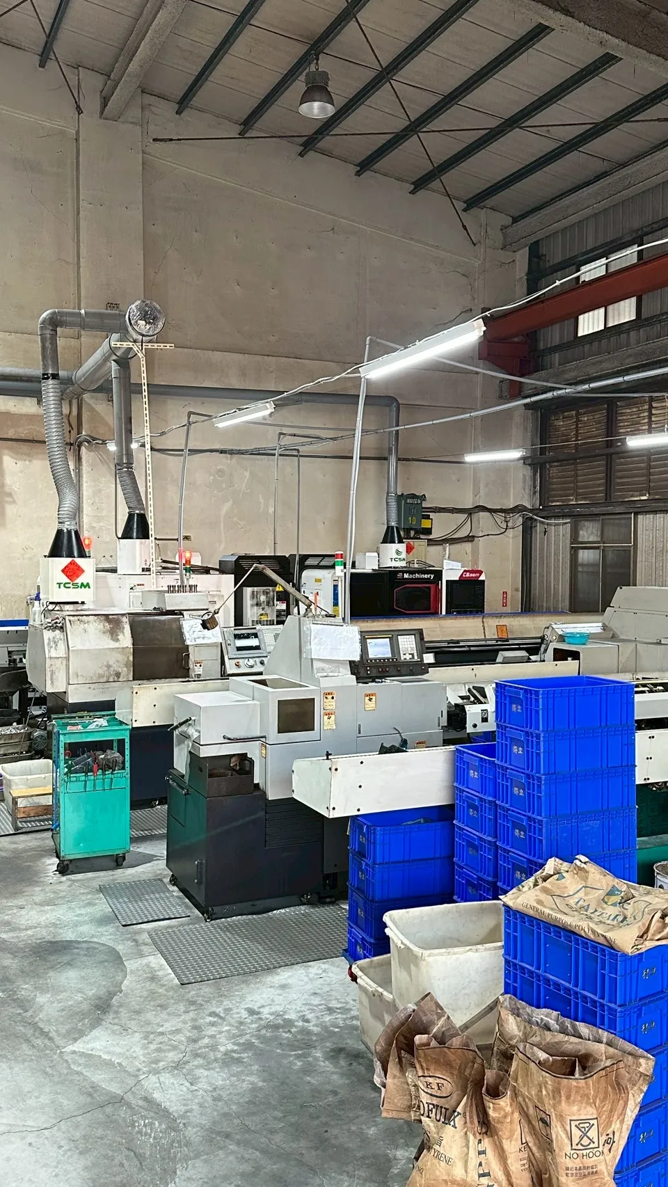 得立精密 CNC 生產線